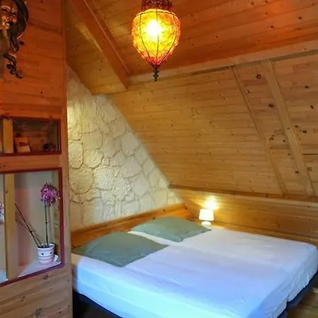 Casa vacanze Maison Au Calme Dans Village Fleuri - Jardin Clos