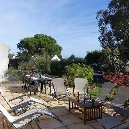 Maison Au Calme Dans Village Fleuri - Jardin Clos Casa vacanze
